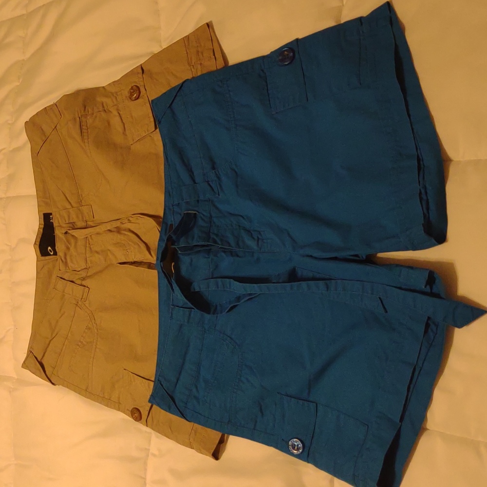 Oakley Short